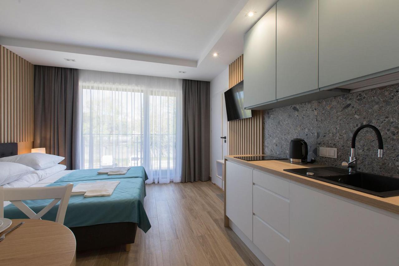 Willa Przy Porcie - Apartamenty Z Aneksami Kuchennymi Stolpmünde Exterior foto