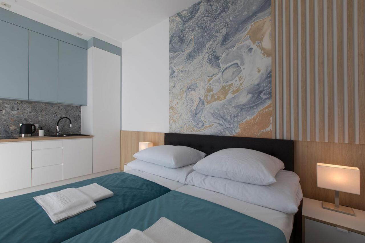 Willa Przy Porcie - Apartamenty Z Aneksami Kuchennymi Stolpmünde Exterior foto