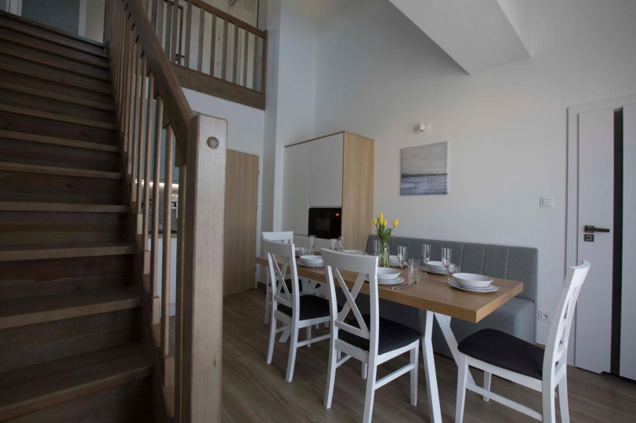 Willa Przy Porcie - Apartamenty Z Aneksami Kuchennymi Stolpmünde Exterior foto