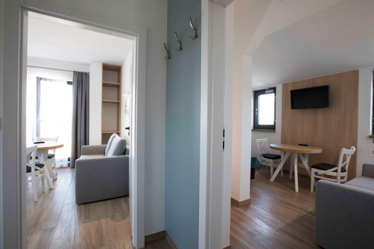 Willa Przy Porcie - Apartamenty Z Aneksami Kuchennymi Stolpmünde Exterior foto