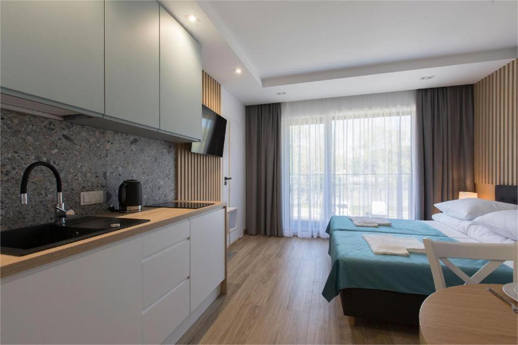Willa Przy Porcie - Apartamenty Z Aneksami Kuchennymi Stolpmünde Exterior foto